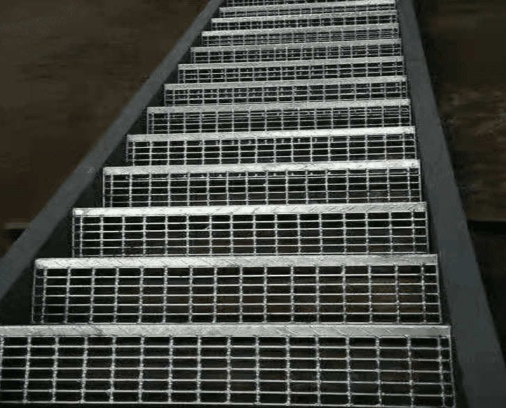 钢结构平台用金属踏步板厂家价格优惠.